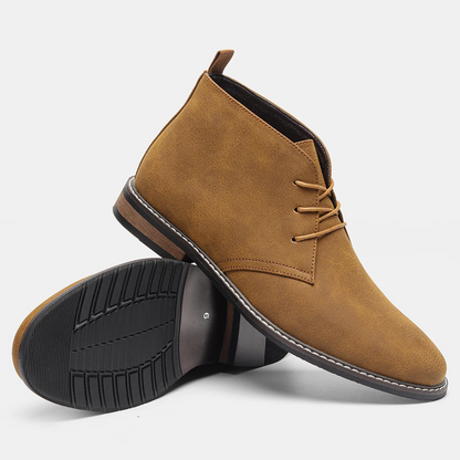 Classic leather chukka boots for men, robust everyday boots