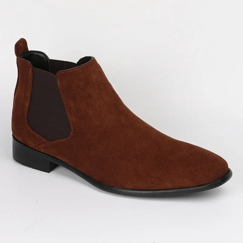 Slim suede men's Chelsea boots with elasticated insert