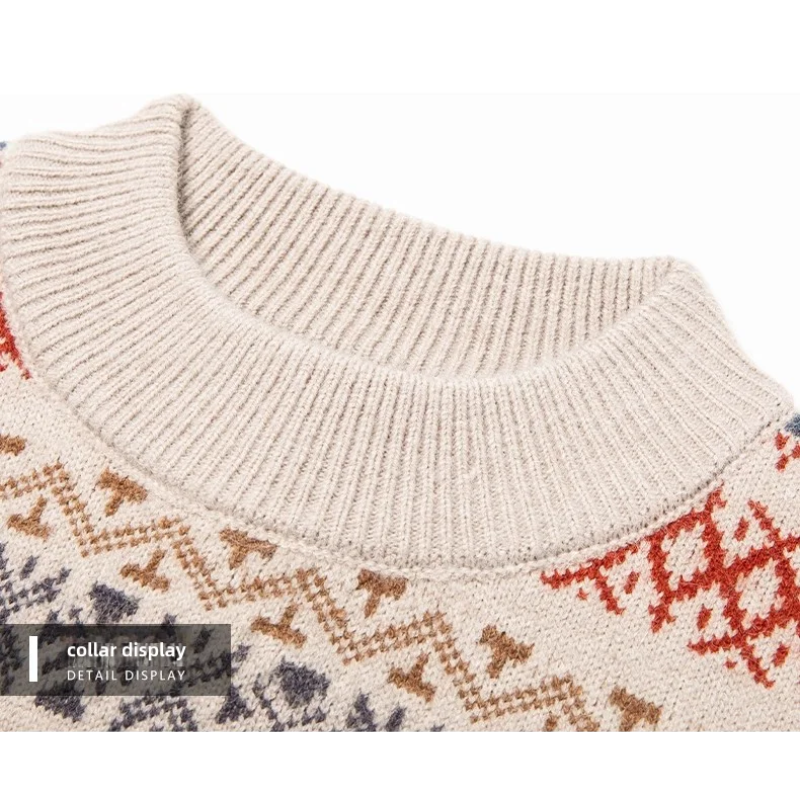 Men's patterned round neck sweater for winter comfort