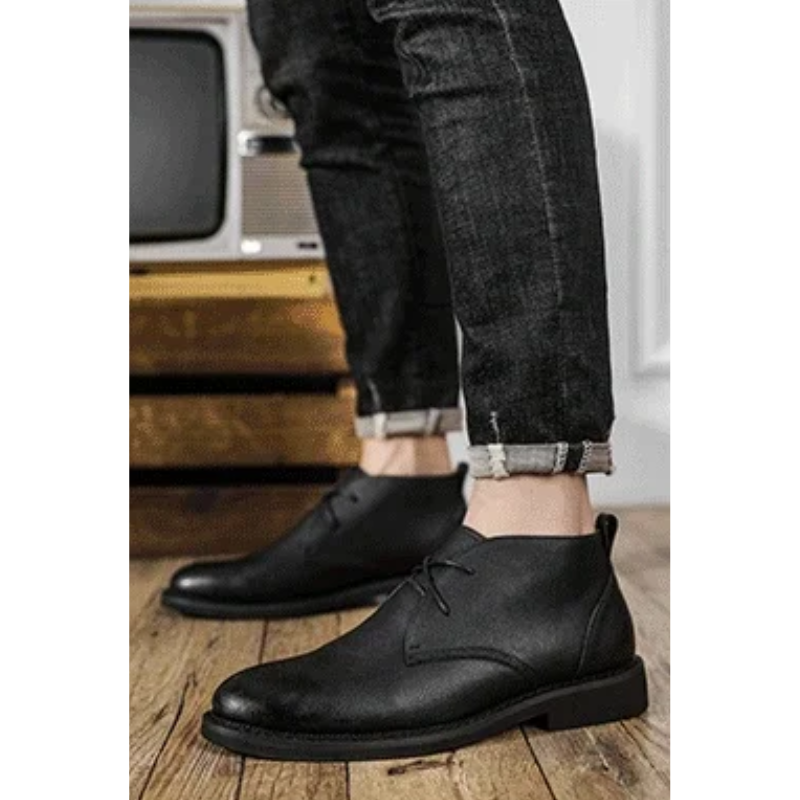 Non-slip leather chukka boots for men, robust leisure boots