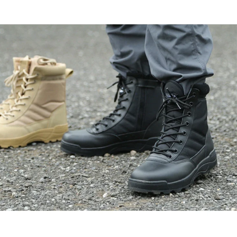 Men's boots with side zip and reinforced toe cap