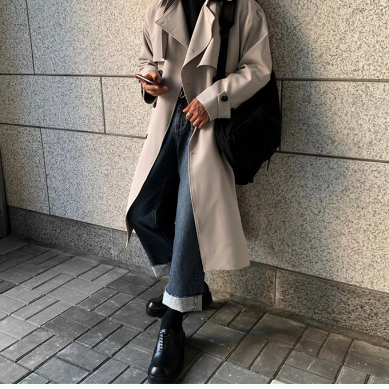 Modern men's coat - Long trench coat with a loose fit