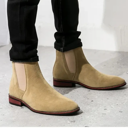 High-quality suede Chelsea boots for men with rubber soles