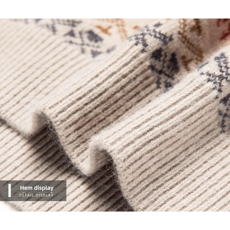 Men's patterned round neck sweater for winter comfort