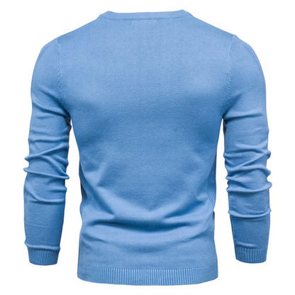 Minimalist round neck men's sweater for timeless style