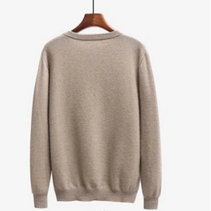 Classic round neck men's sweater with soft fabric for comfort