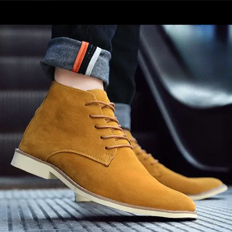 Elegant suede chukka boots for men, comfortable ankle boots