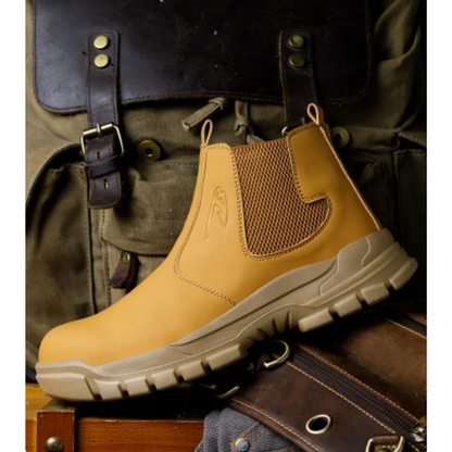 Men's boots with waterproof upper and padded sole