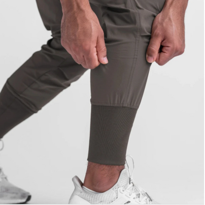 Durable Cargo trousers for men - Modern jogging trousers with large pockets, adjustable waist