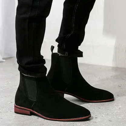 High-quality suede Chelsea boots for men with rubber soles