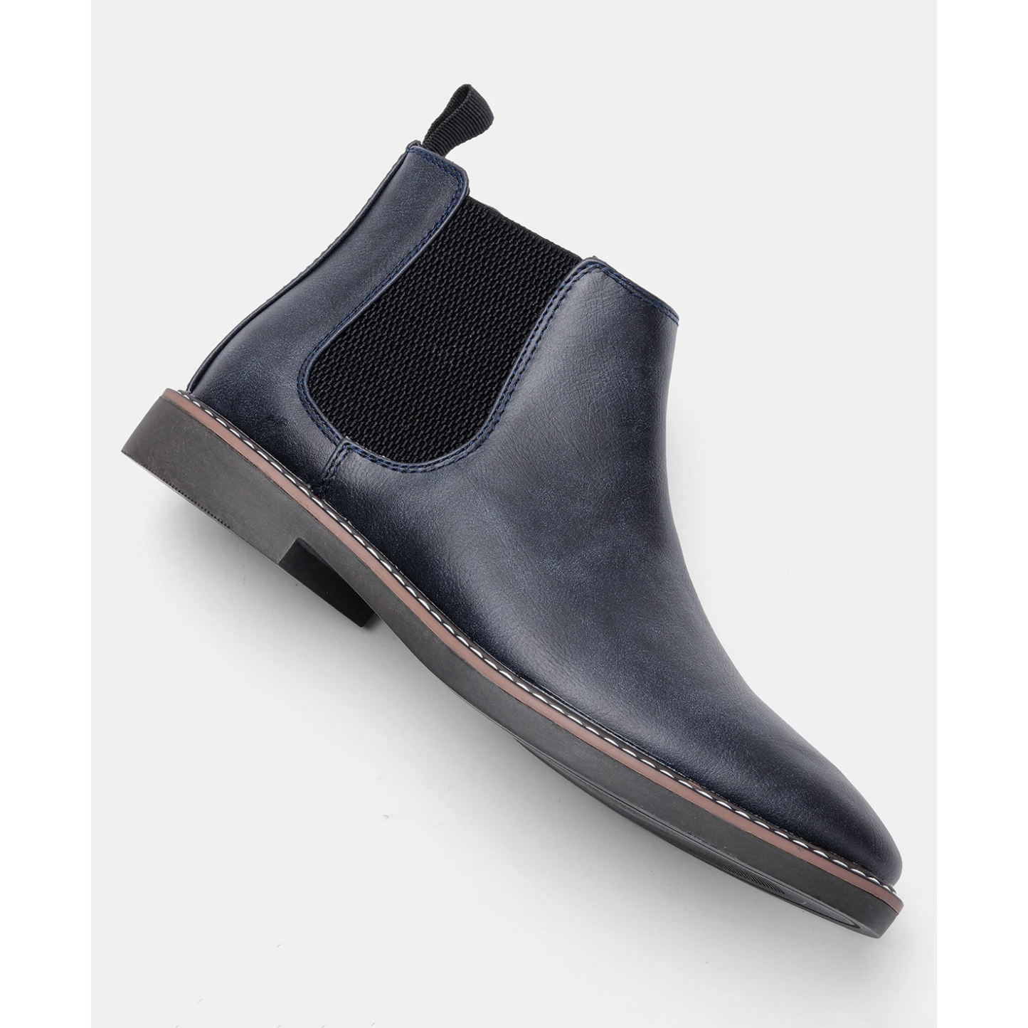 Elegant men's Chelsea boots with non-slip sole