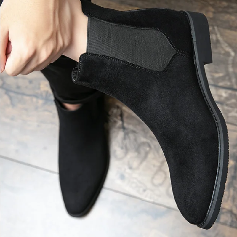 Fashionable suede Chelsea boots for men with elasticated insert