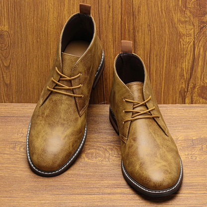 Fashionable leather chukka boots for men, comfortable and durable