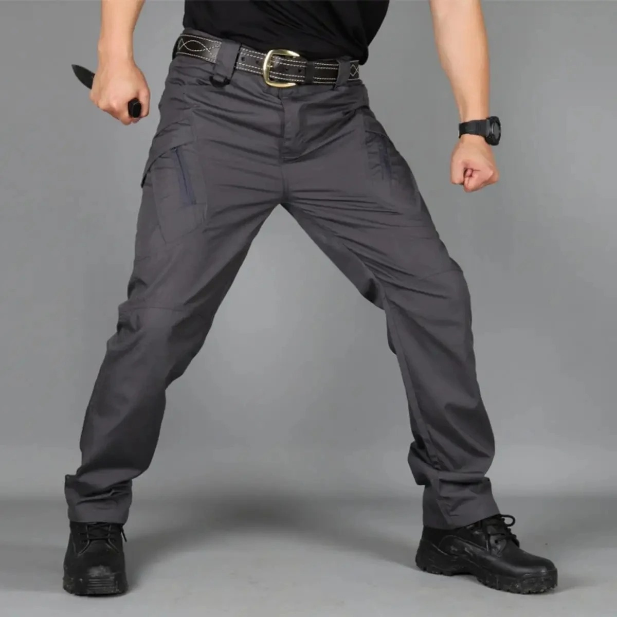 Cargo trousers for men - Robust tactical trousers with pockets, suitable for outdoor use