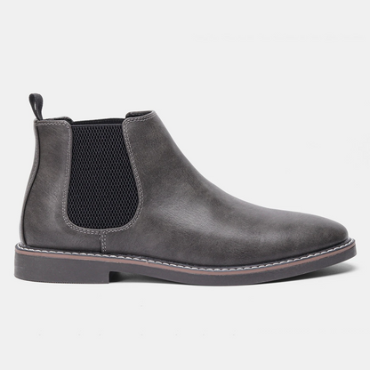 Elegant men's Chelsea boots with non-slip sole