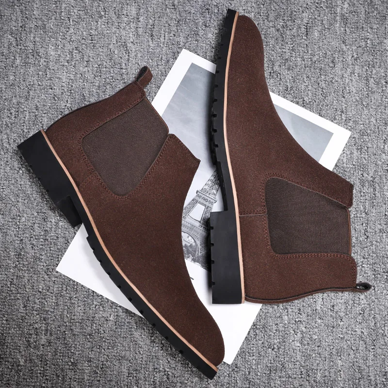 Hardwearing Chelsea boots for men with treaded soles