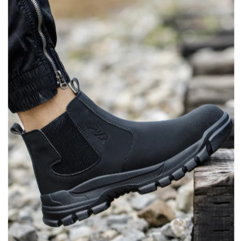 Men's boots with waterproof upper and padded sole