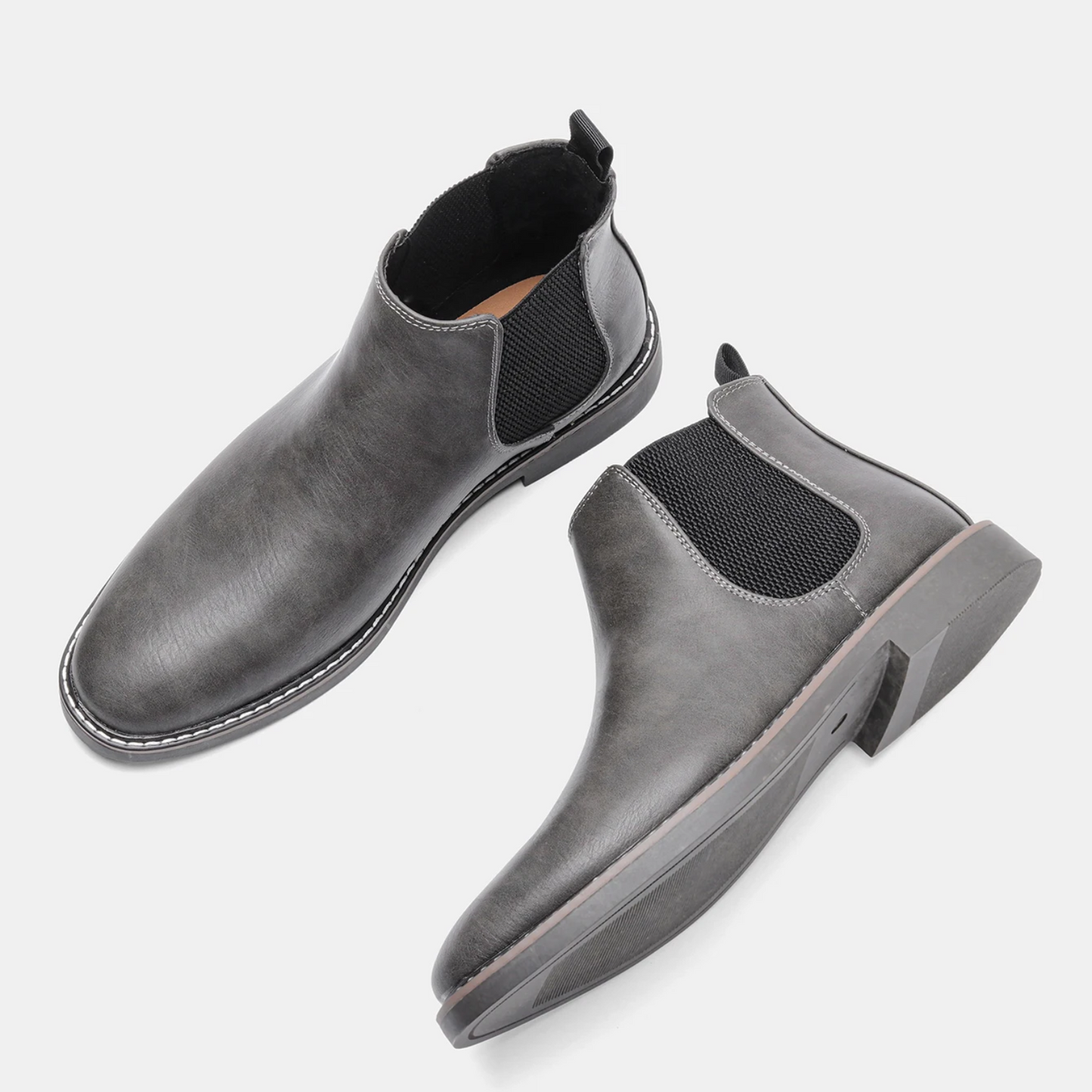 Elegant men's Chelsea boots with non-slip sole