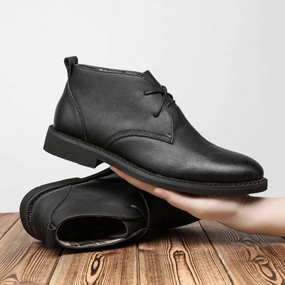 Non-slip leather chukka boots for men, robust leisure boots