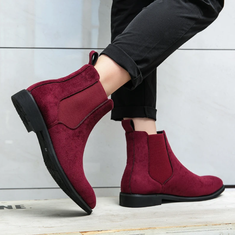 Fashionable suede Chelsea boots for men with elasticated insert