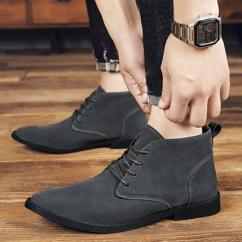 Classic suede chukka boots for men, comfortable casual shoes