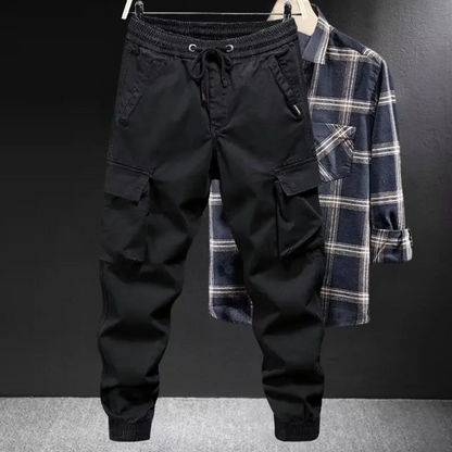 Solid colour loose fit cargo trousers men