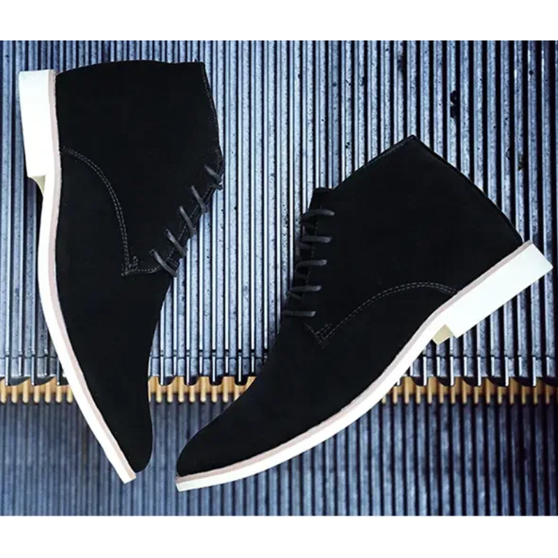 Elegant suede chukka boots for men, comfortable ankle boots