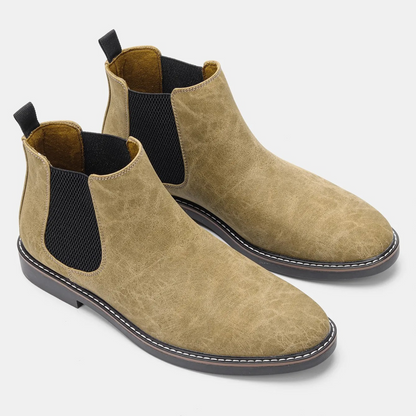 Elegant men's Chelsea boots with non-slip sole