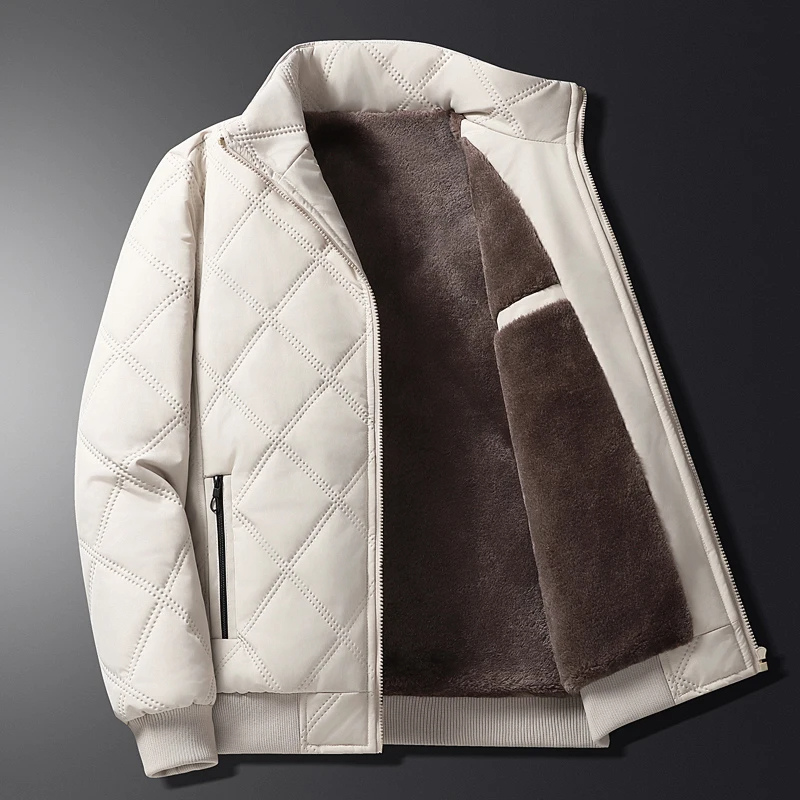 Men's puffer jacket with quilted design and inner lining