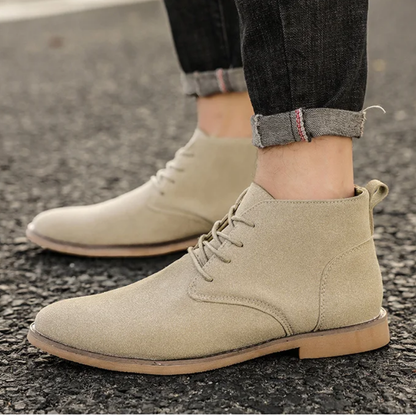 Comfortable suede chukka boots for men, fashionable casual shoes