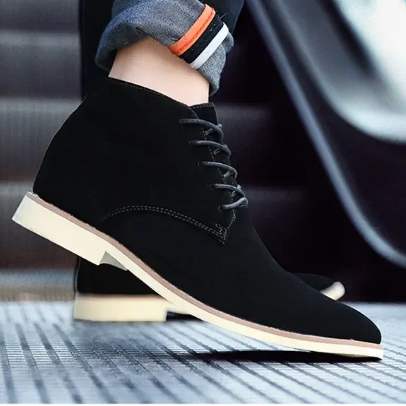 Classic suede chukka boots for men, comfortable casual shoes