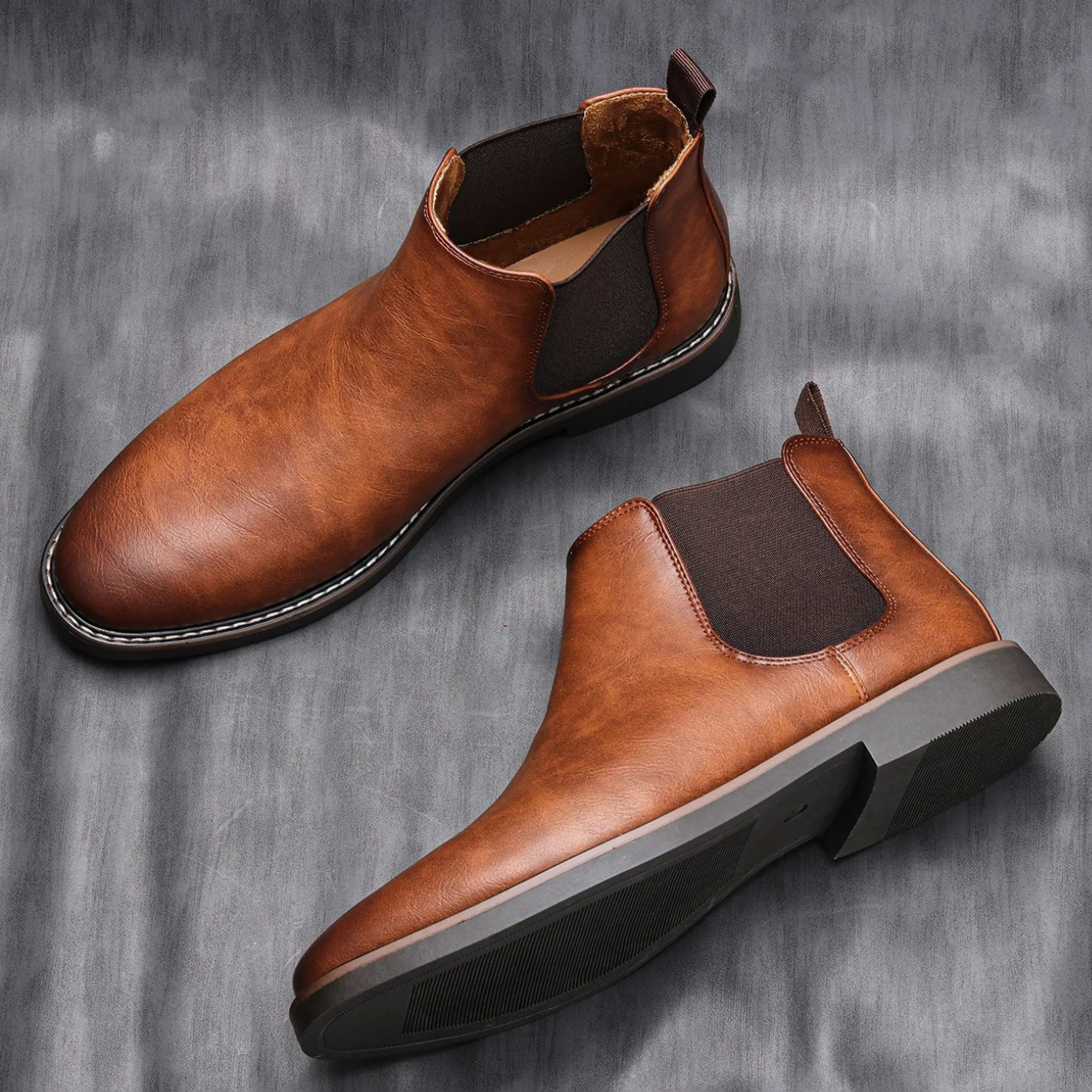 Elegant Chelsea boots for men with comfortable insole