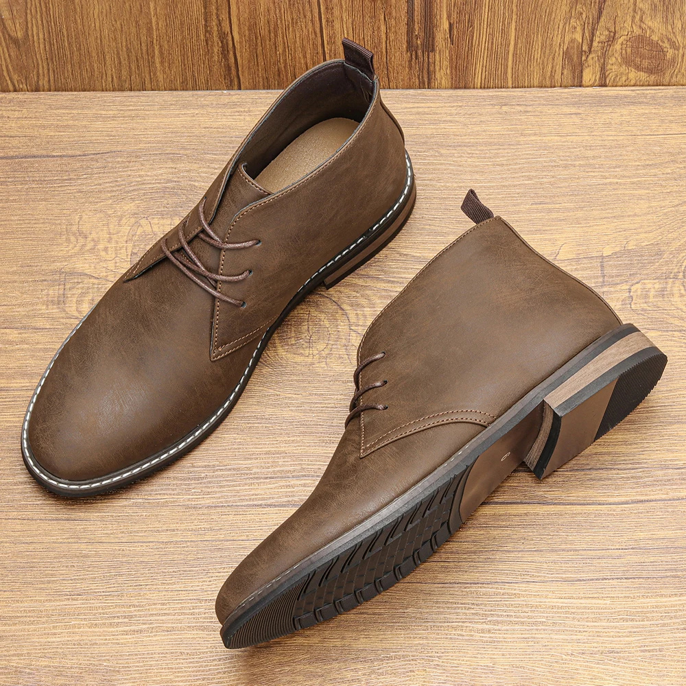 Elegant leather chukka boots for men, durable ankle boots