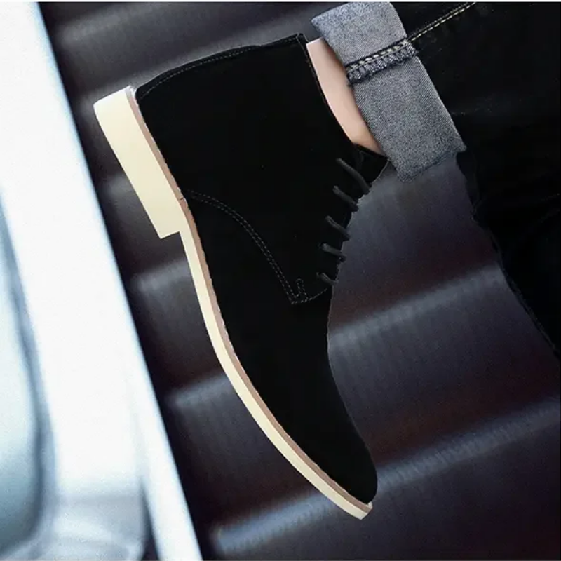 Classic suede chukka boots for men, comfortable casual shoes