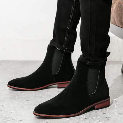 High-quality suede Chelsea boots for men with rubber soles