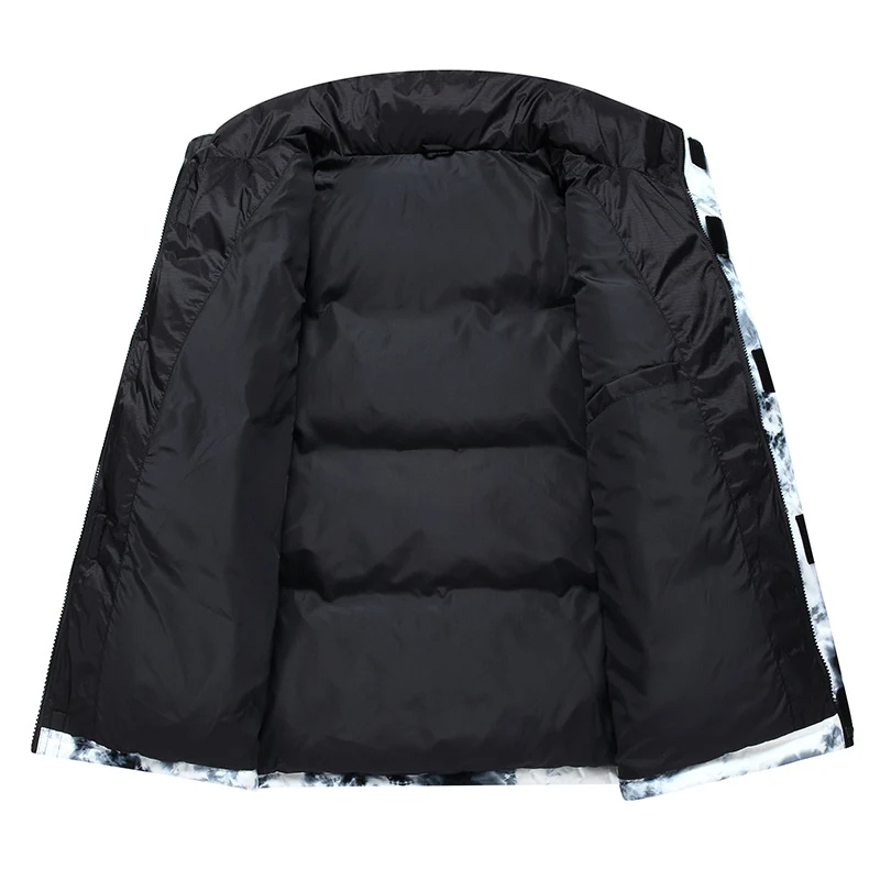 Men's puffer jacket with insulation and large pockets