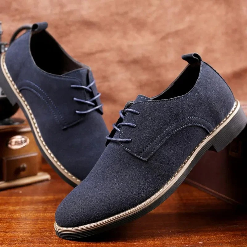 Fashionable chukka boots for men, comfortable and timeless in design