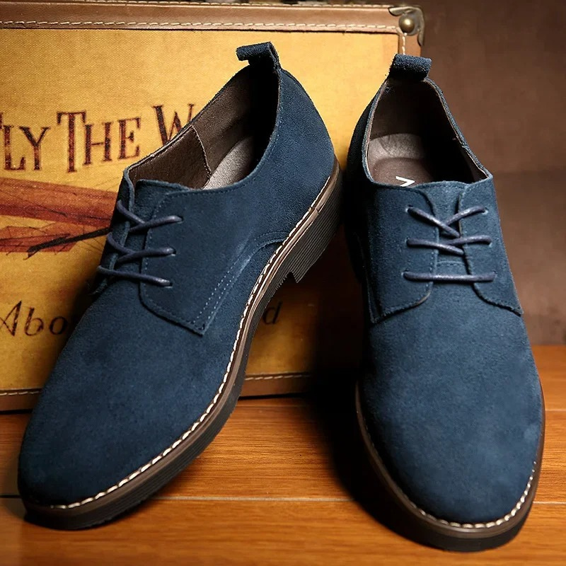 Elegant suede chukka boots for men, comfortable and classic