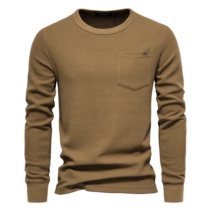 Men's sweater in waffle knit, long sleeve round neck with breast pocket