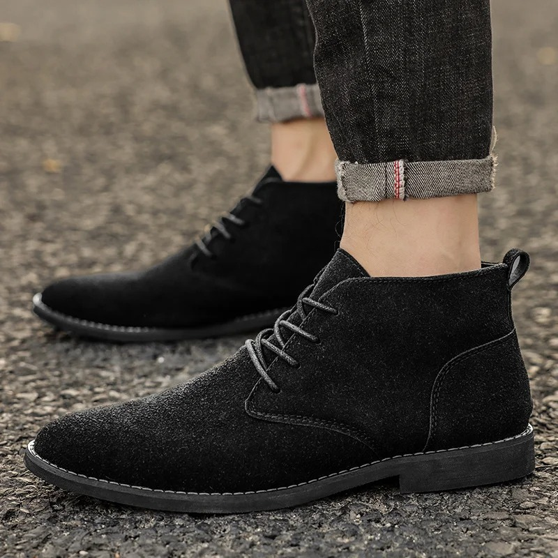 Comfortable suede chukka boots for men, stylish and durable