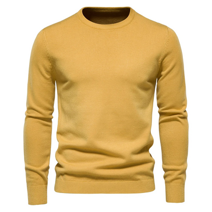 Minimalist round neck men's sweater for timeless style