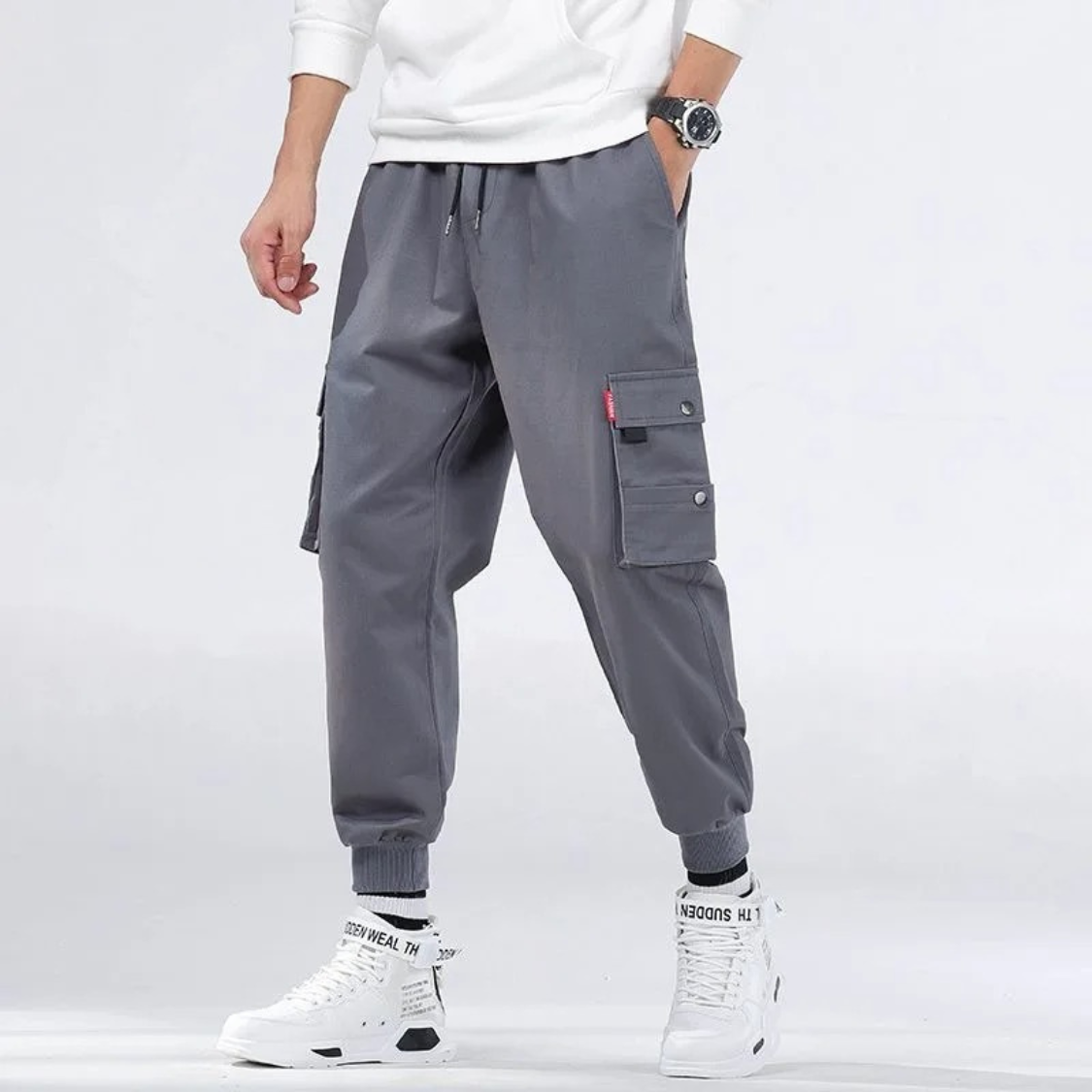 Men's cargo trousers - Modern jogging trousers with pockets, adjustable waistband