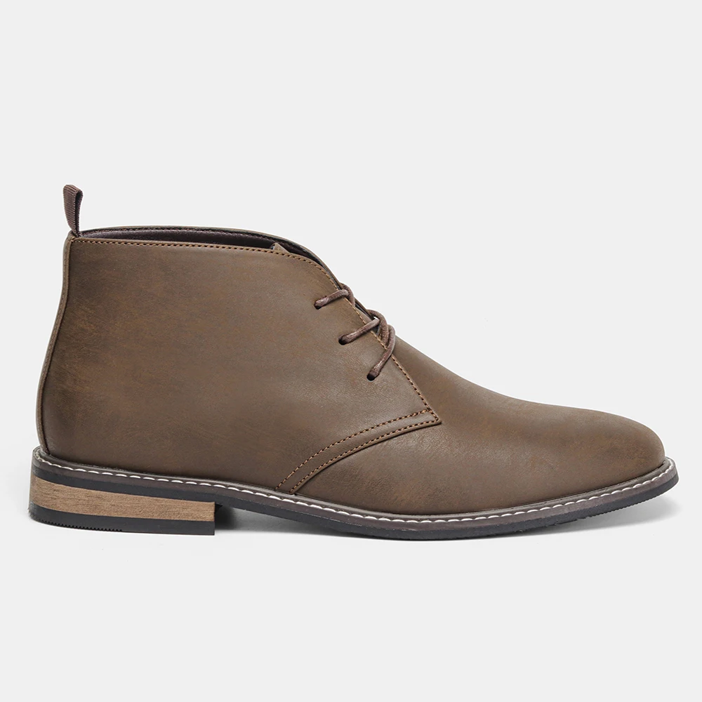 Elegant leather chukka boots for men, durable ankle boots