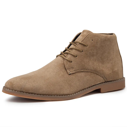 Comfortable suede chukka boots for men, fashionable casual shoes