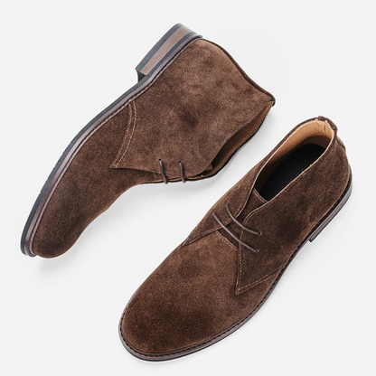 Elegant suede chukka boots for men, hardwearing boots