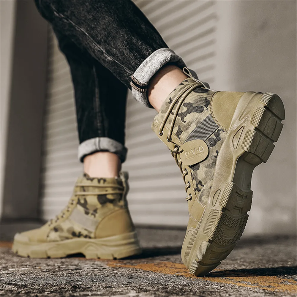 Men's boots with camouflage pattern and hard-wearing sole