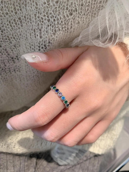 Floral Stone Silver Ring - With unique details