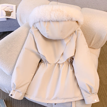 Luxurious and warm winter coat for women